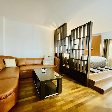 Central & Comfortable Studio Тырговиште Экстерьер фото