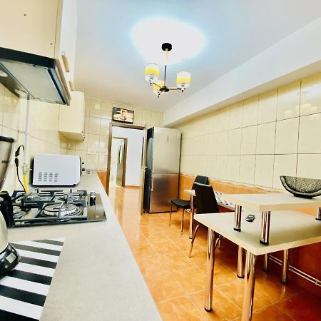 Central & Comfortable Studio Тырговиште Экстерьер фото
