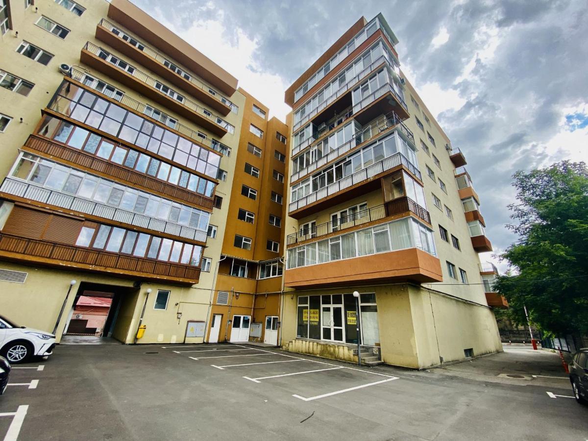 Central & Comfortable Studio Тырговиште Экстерьер фото