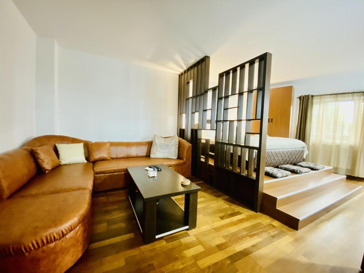 Central & Comfortable Studio Тырговиште Экстерьер фото
